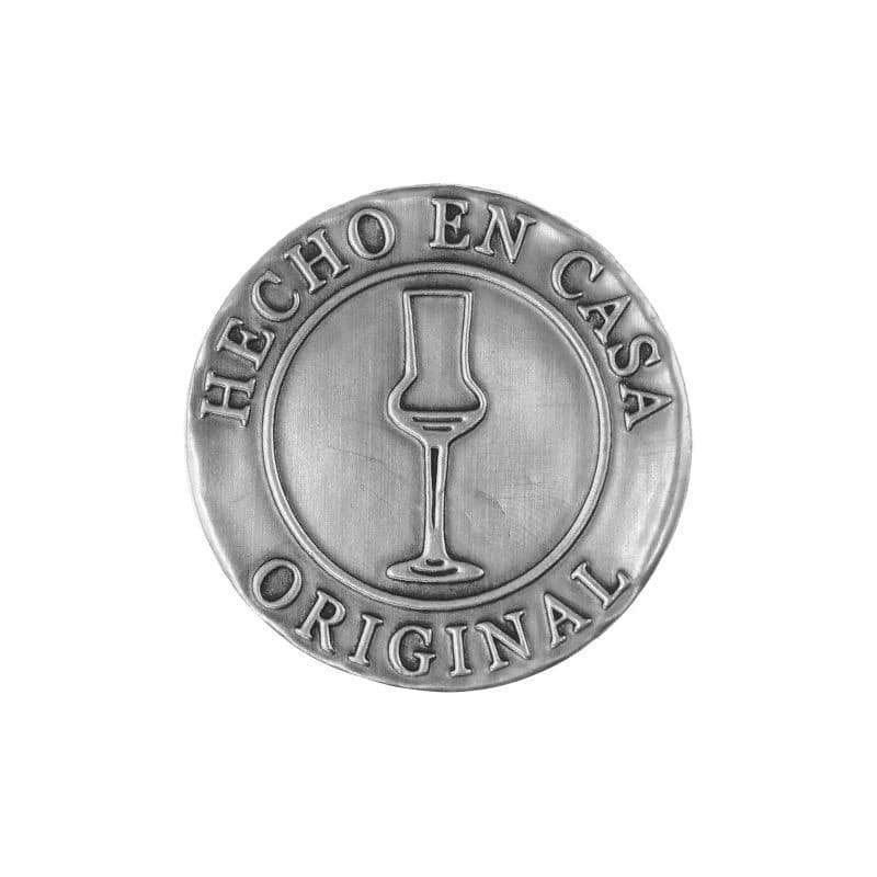 Tinnen etiket 'Hecho en Casa', rond, metaal, zilver Tinnen etiket 'Hecho en Casa', rond, metaal, zilver