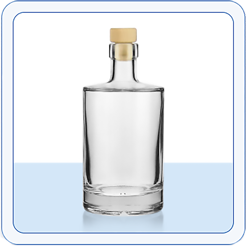 Een kurken glazen fles met een inhoud van 500 ml op een witte achtergrond